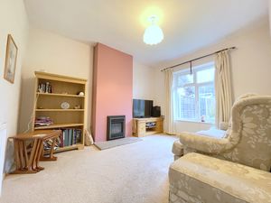 BEAUMONT AVENUE- click for photo gallery